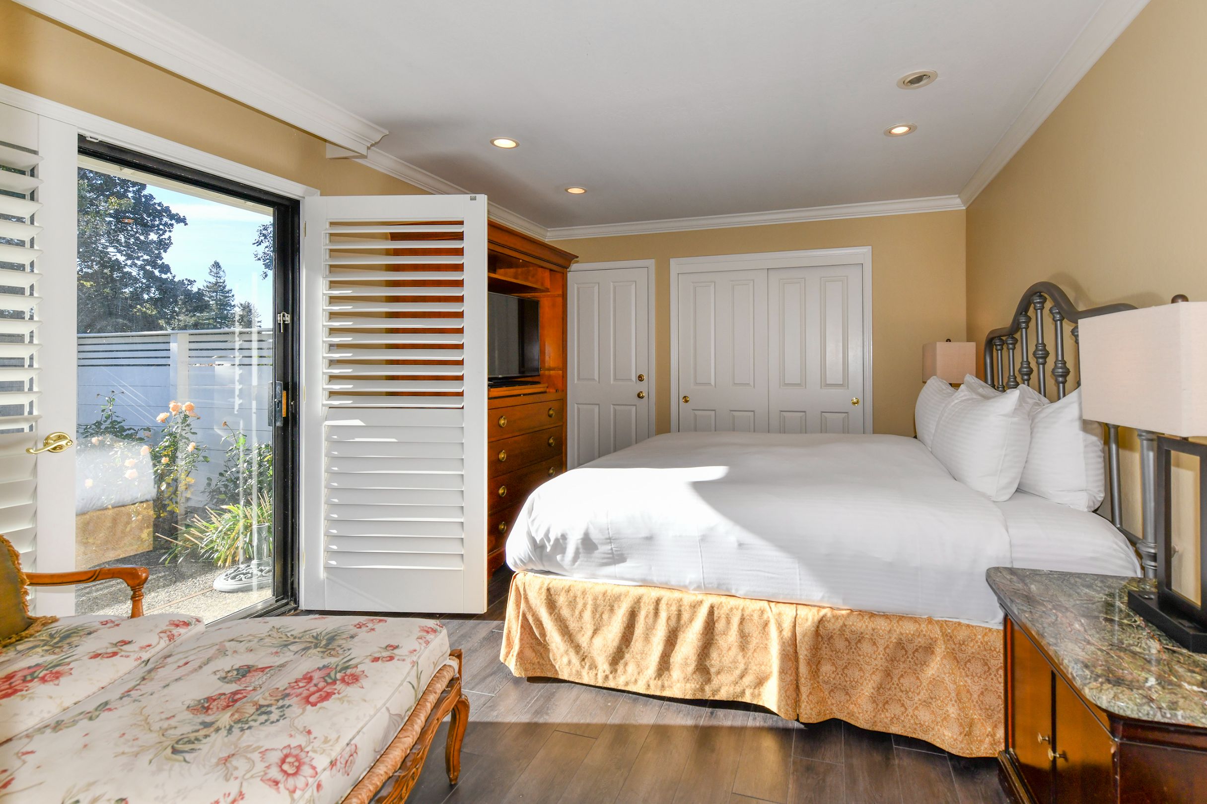 bedroom in our studio condos for rent in Napa, CA